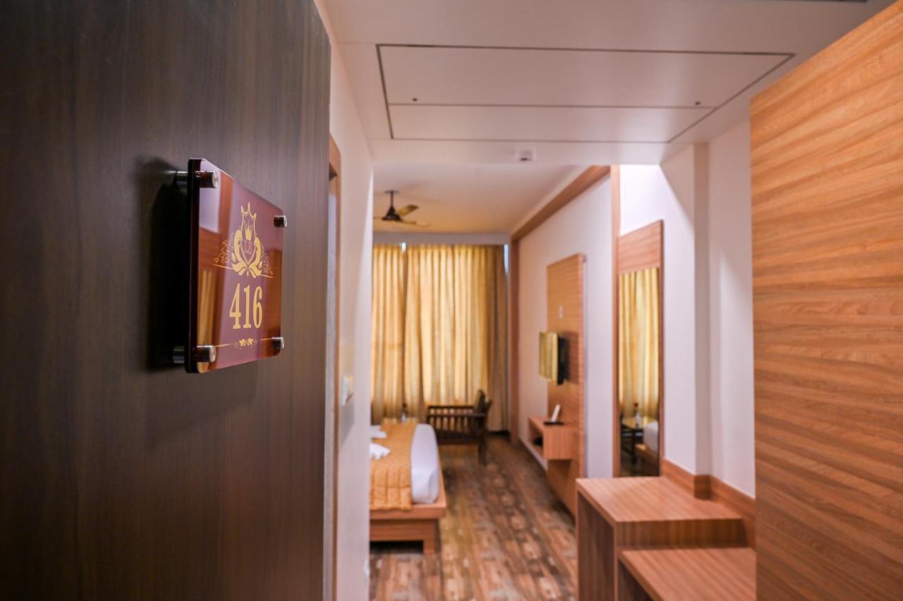Hotel Laxmi Empire GOA Extérieur photo