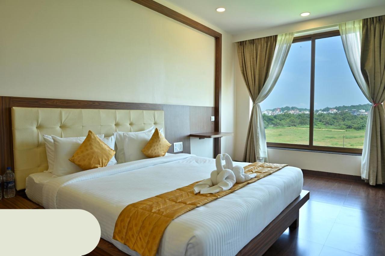 Hotel Laxmi Empire GOA Extérieur photo