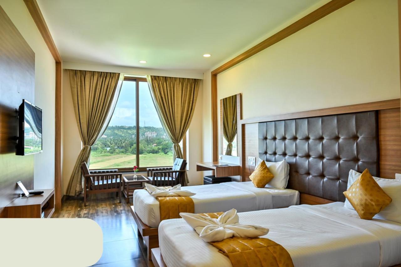 Hotel Laxmi Empire GOA Extérieur photo