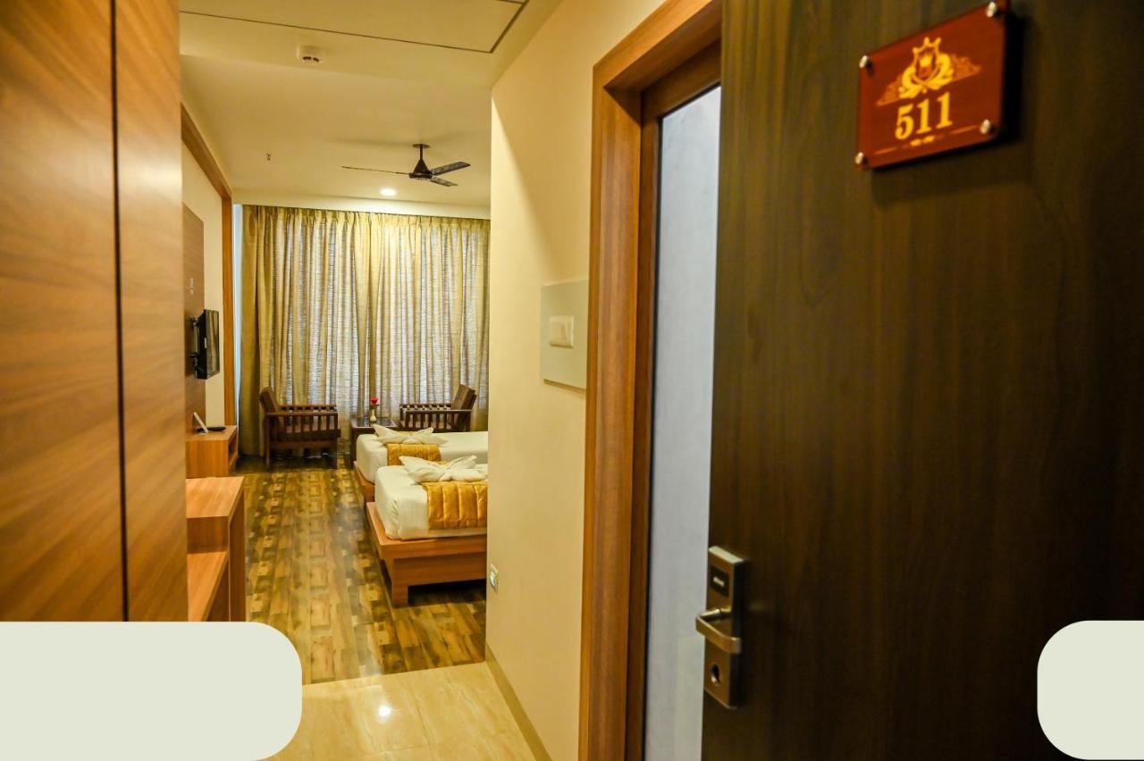Hotel Laxmi Empire GOA Extérieur photo
