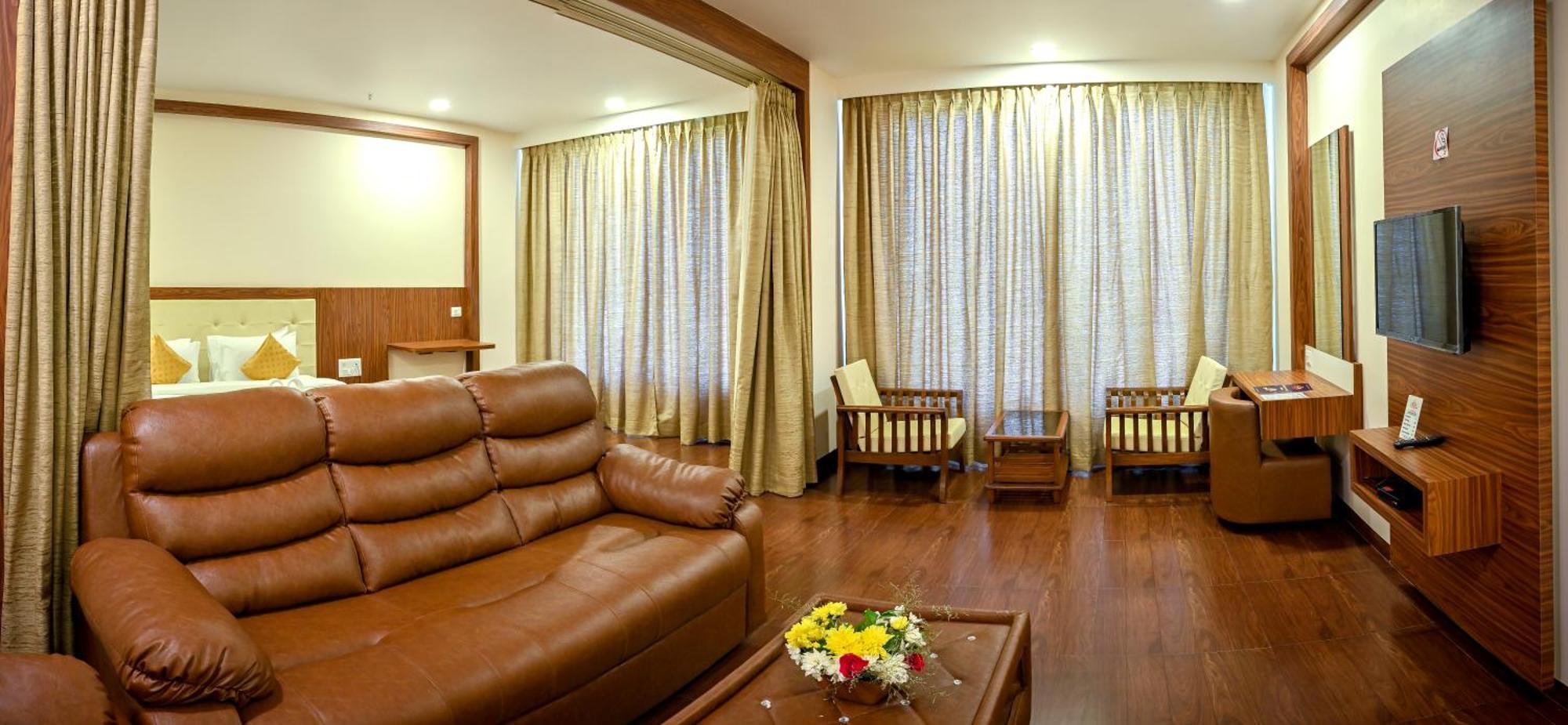 Hotel Laxmi Empire GOA Extérieur photo